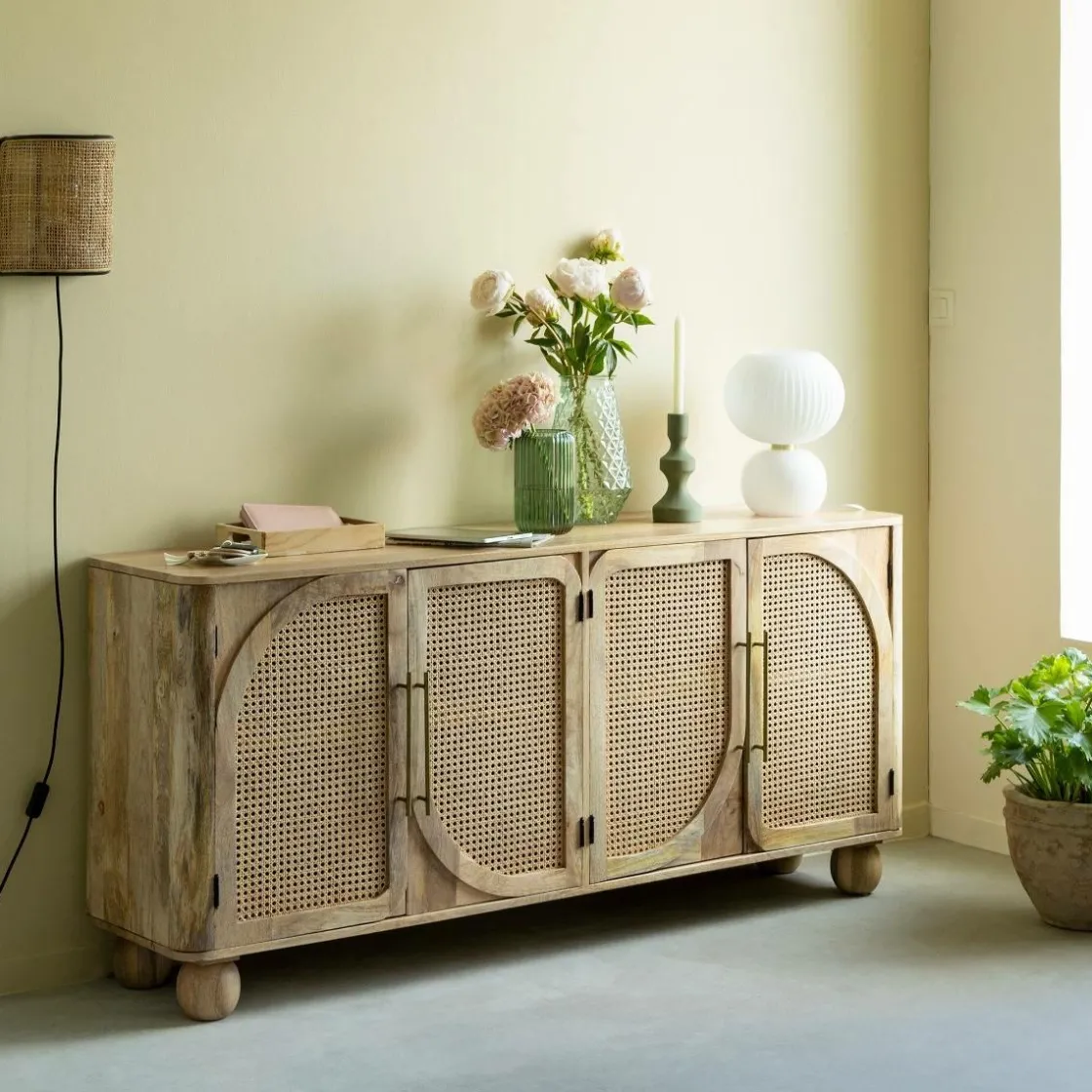 Made in Meubles Buffet<Buffet en bois de manguier et cannage Thora