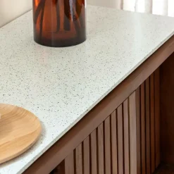 Made in Meubles Buffet|Meuble Sous Vasque<Buffet haut en bois d'acacia et terrazzo Kaelis