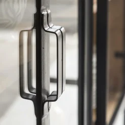 Made in Meubles Buffet|Vaisselier<Buffet vitrine en métal Achille