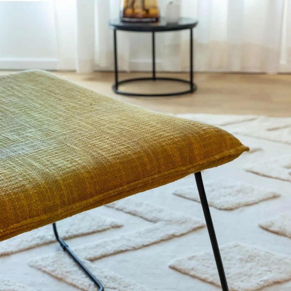 Made in Meubles Fauteuil<Fauteuil en tissu jaune et métal Isaure