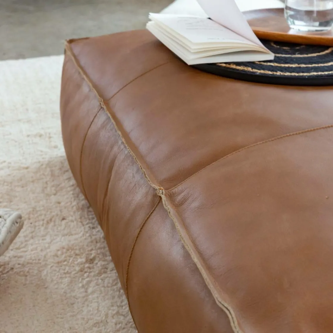 Made in Meubles Banc<Pouf en cuir grand modèle Mina