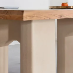 Made in Meubles Table À Manger<Table à manger en bois d'acacia et pieds en bois effet béton Dalva