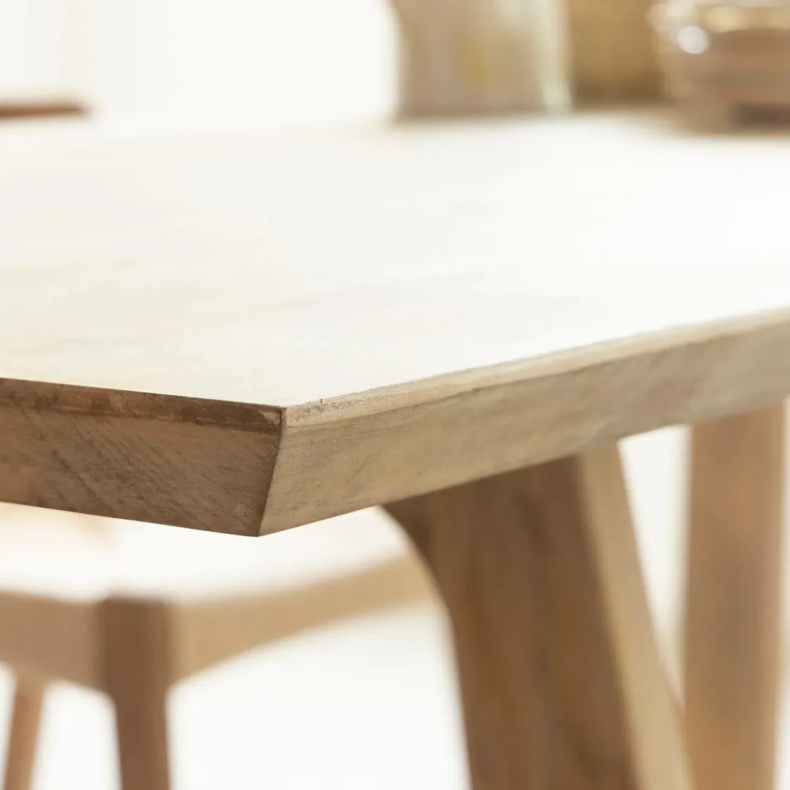 Made in Meubles Table À Manger<Table à manger en bois de manguier Anastasia