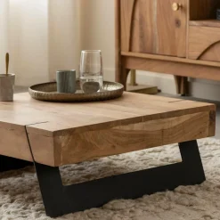 Made in Meubles Table Basse<Table basse carrée en bois d'acacia et métal Cassius