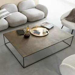 Made in Meubles Table Basse<Table basse en aluminium doré et métal noir Victoria