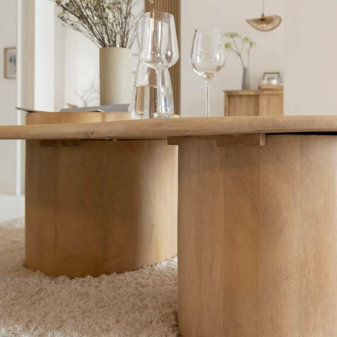 Made in Meubles Table Basse<Table basse en vague en bois de manguier Silas